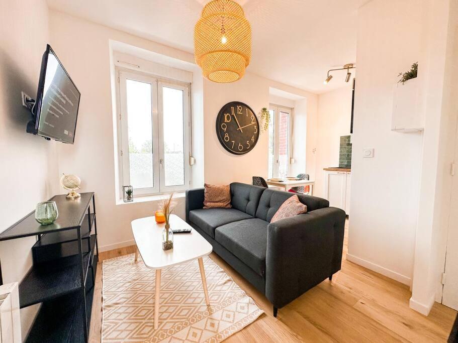Appartement New: Agreable & Lumineux *Gare* à Guingamp Extérieur photo
