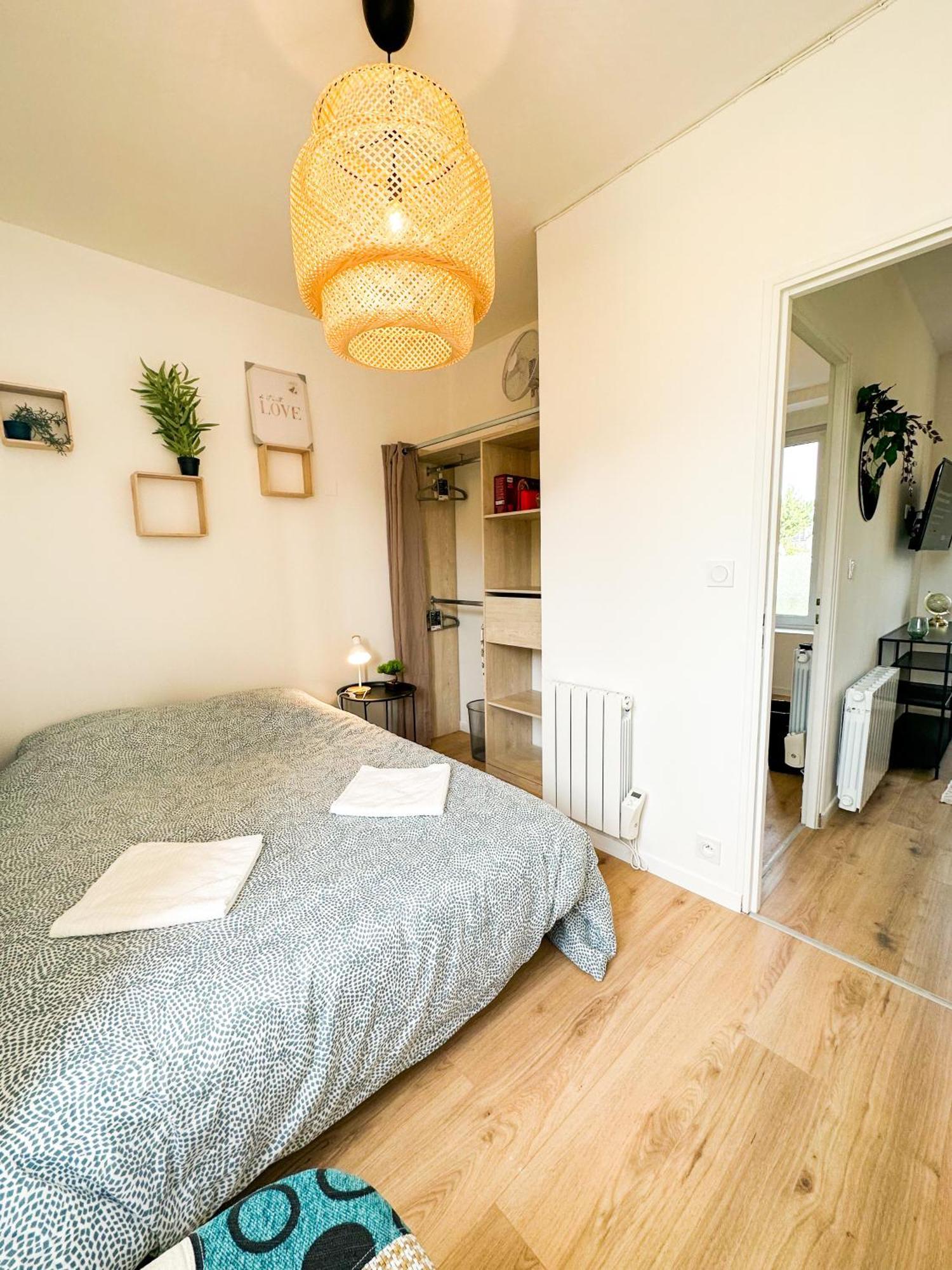 Appartement New: Agreable & Lumineux *Gare* à Guingamp Extérieur photo