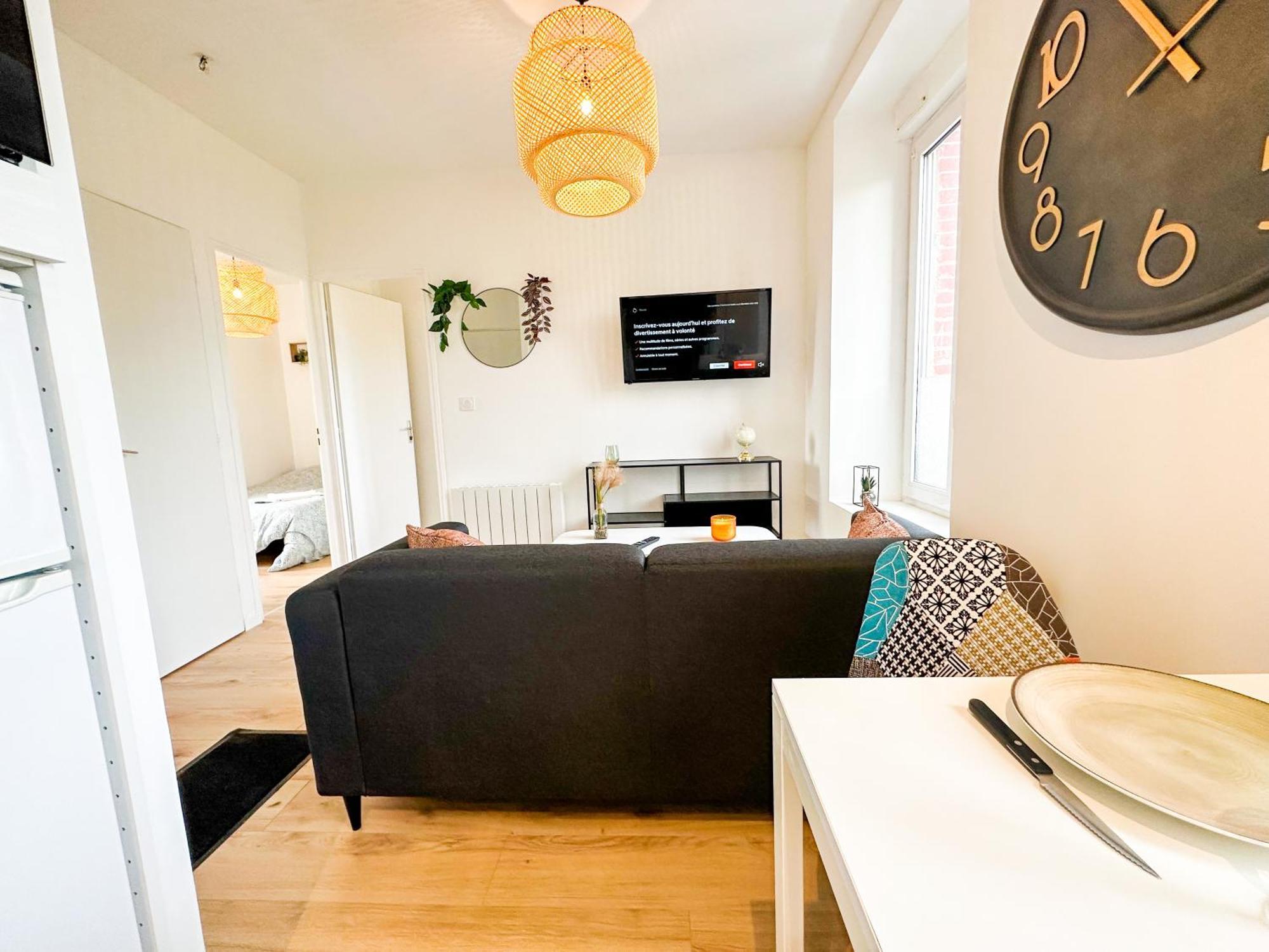 Appartement New: Agreable & Lumineux *Gare* à Guingamp Extérieur photo