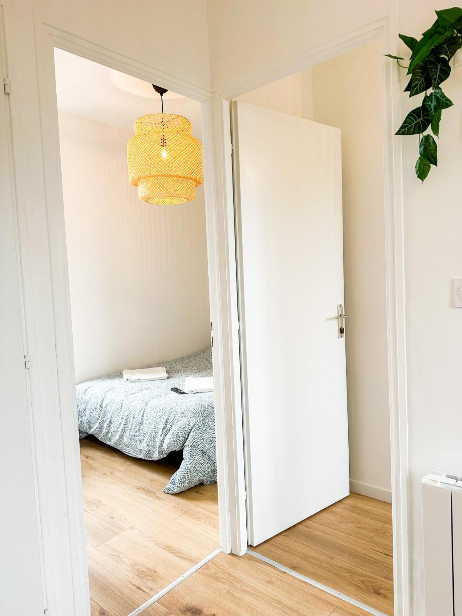 Appartement New: Agreable & Lumineux *Gare* à Guingamp Extérieur photo