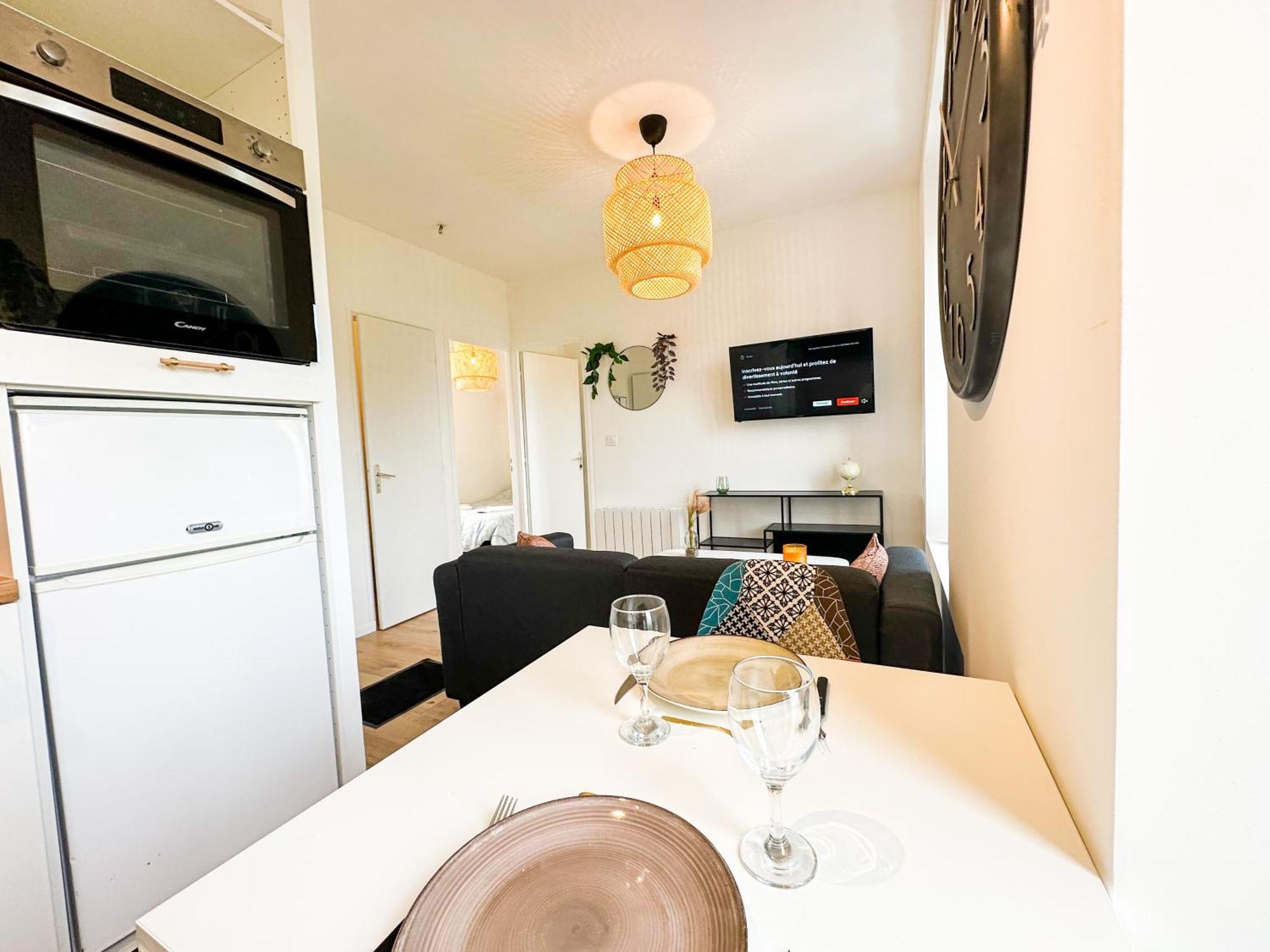 Appartement New: Agreable & Lumineux *Gare* à Guingamp Extérieur photo